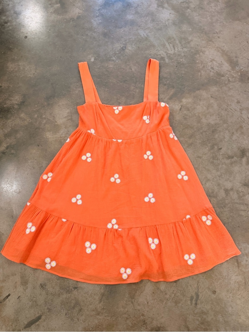 Le Lis Orange Daisy Embroidered Tiered Sundress Mini Dress S NWOT Fall Game Day